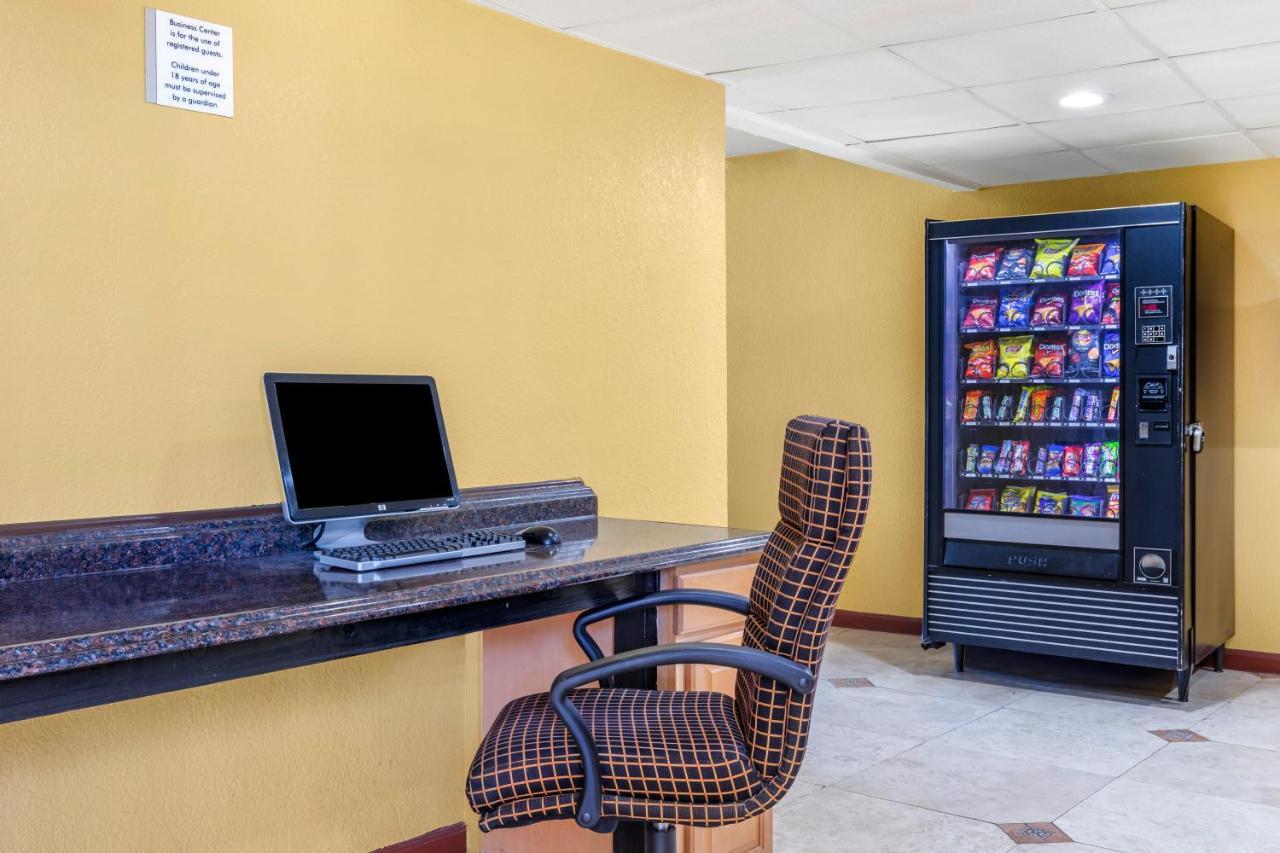 Rose City Inn & Suites Tyler Luaran gambar